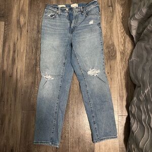 Universal Threads High Rise 90s Slim Jeans